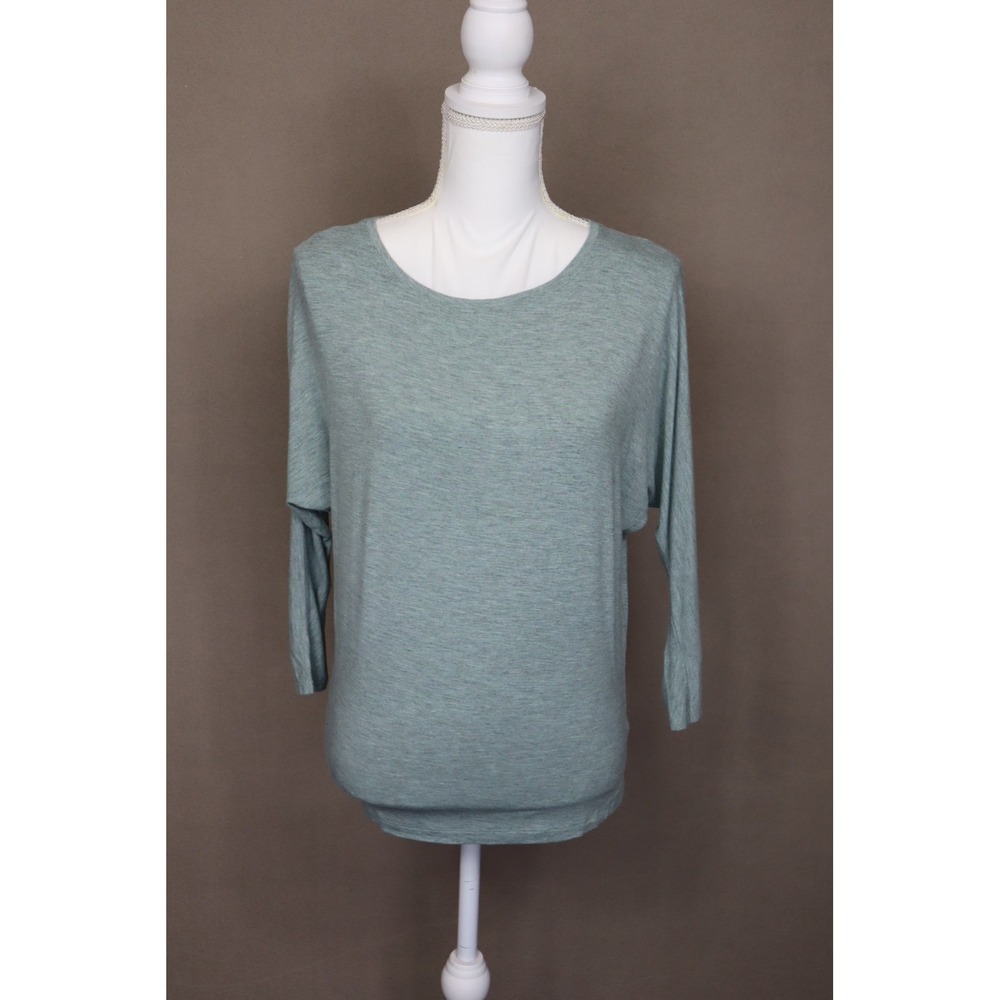 Tahari Women's Blue 3/4 Sleeve Top Size XS‎